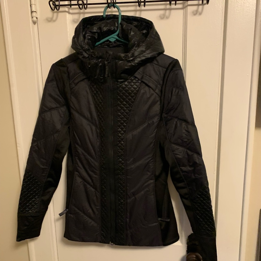 Women’s size small athleta jacket